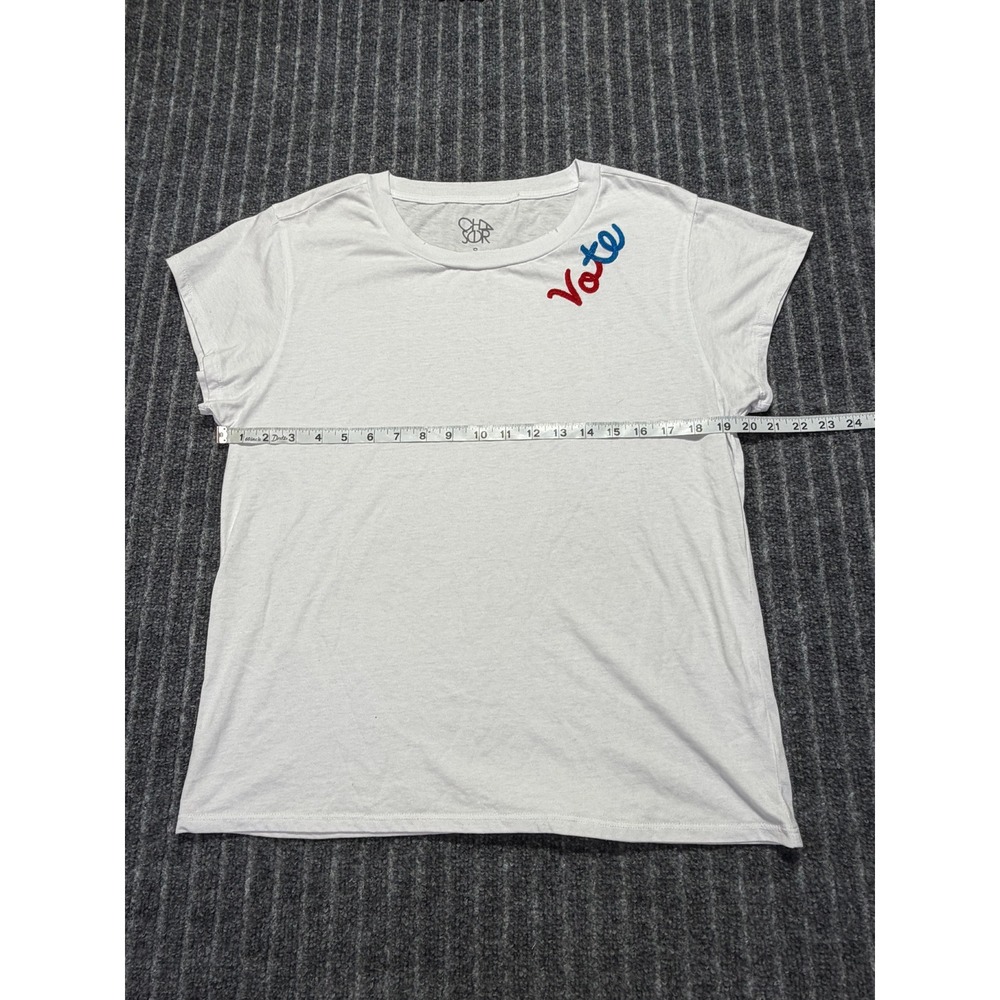 Chaser Vote Graphic Tee Women Small Embroidered Cap Sleeve Americana Minimalist - Picture 6 of 6